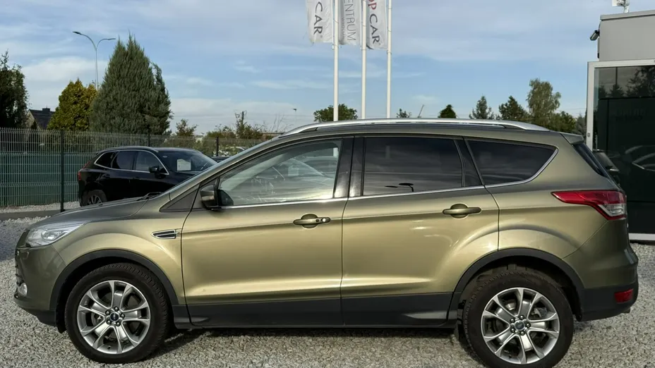 FORD Kuga -