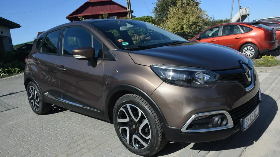 RENAULT Captur -