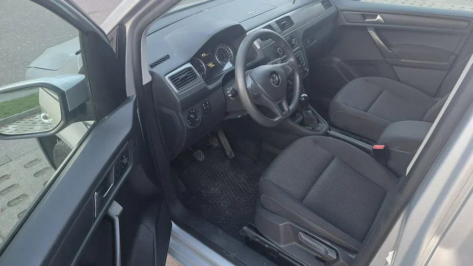 VOLKSWAGEN Caddy -