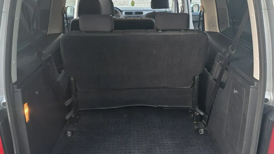 VOLKSWAGEN Caddy -