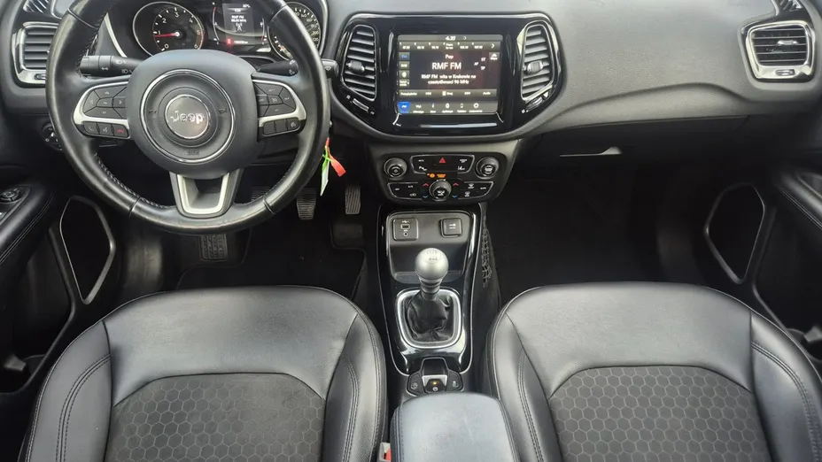 JEEP Compass -