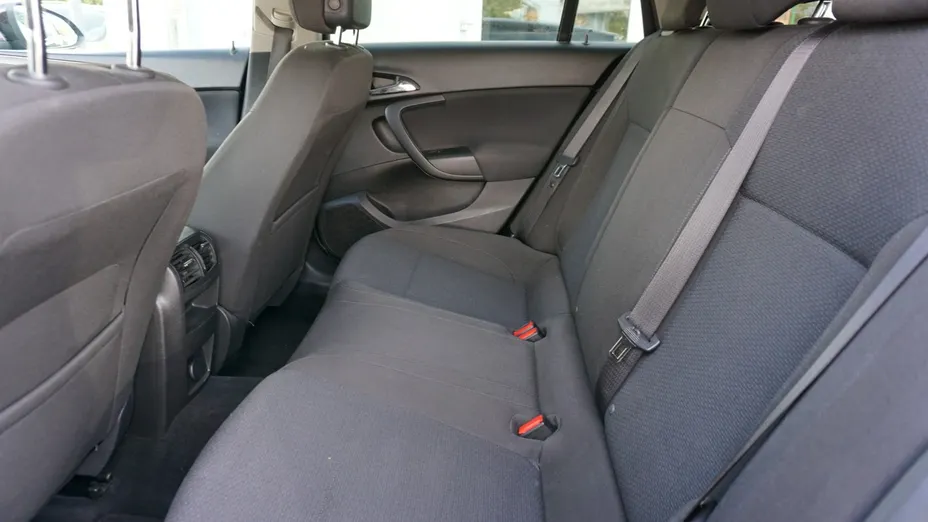OPEL Insignia -