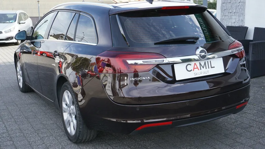 OPEL Insignia -