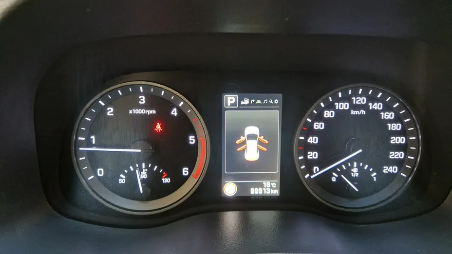 HYUNDAI Tucson -