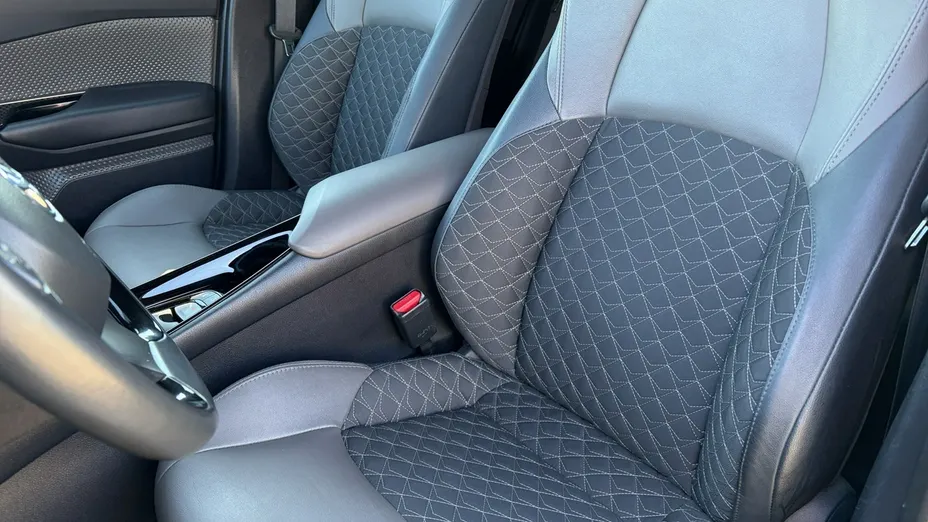 TOYOTA C-HR -