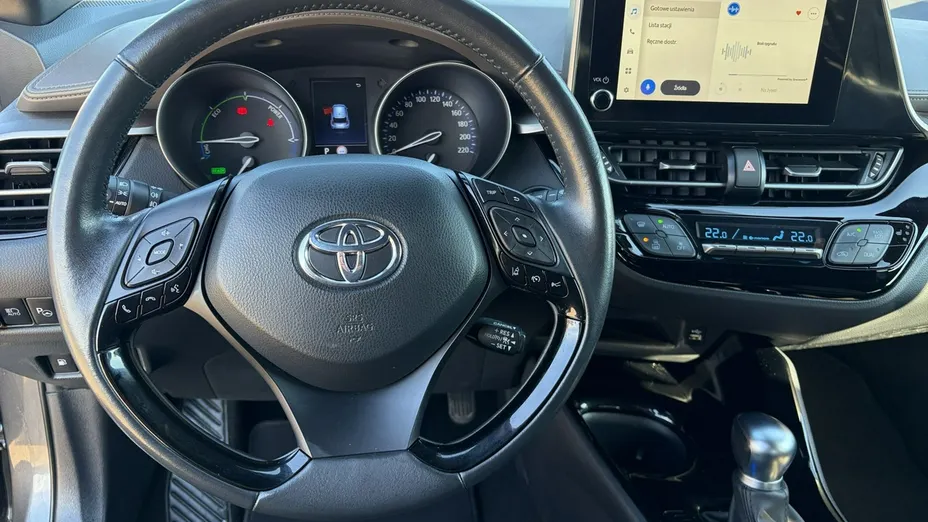 TOYOTA C-HR -