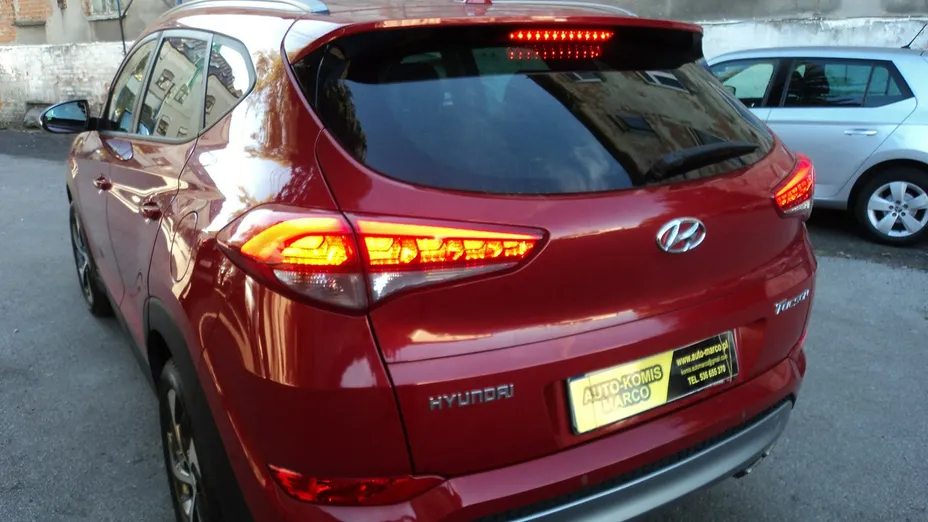HYUNDAI Tucson -