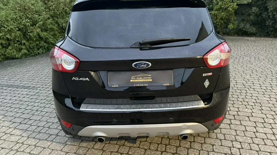 FORD Kuga -