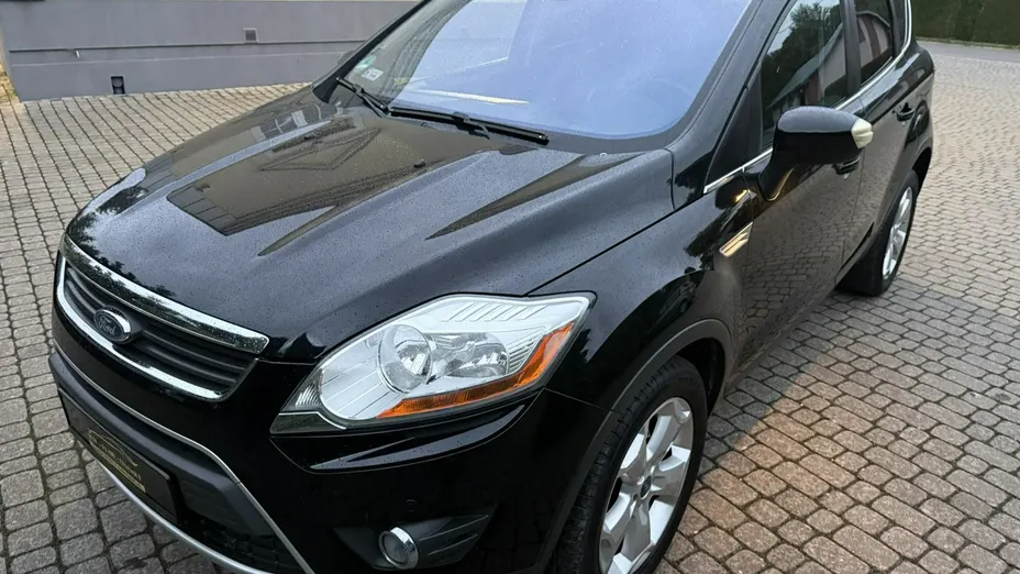 FORD Kuga -