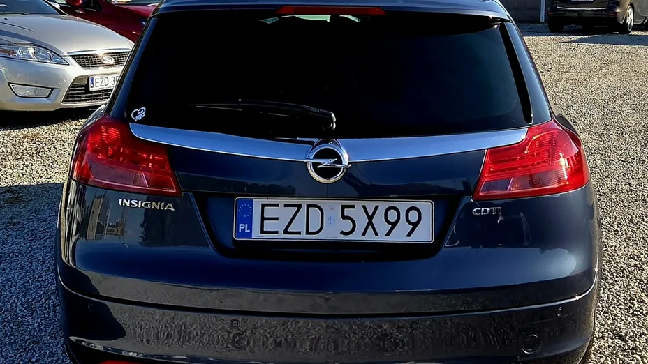 OPEL Insignia -