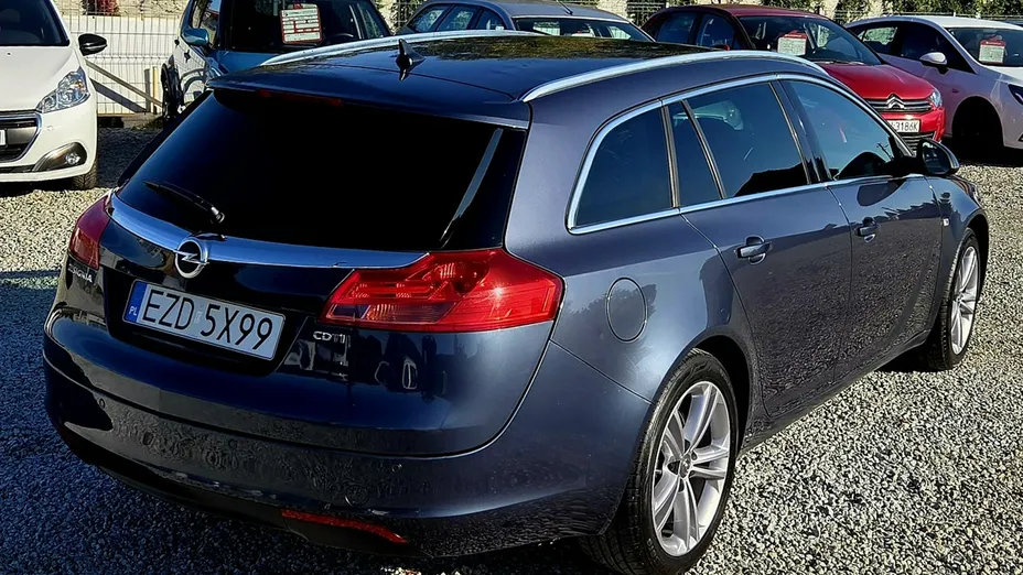 OPEL Insignia -