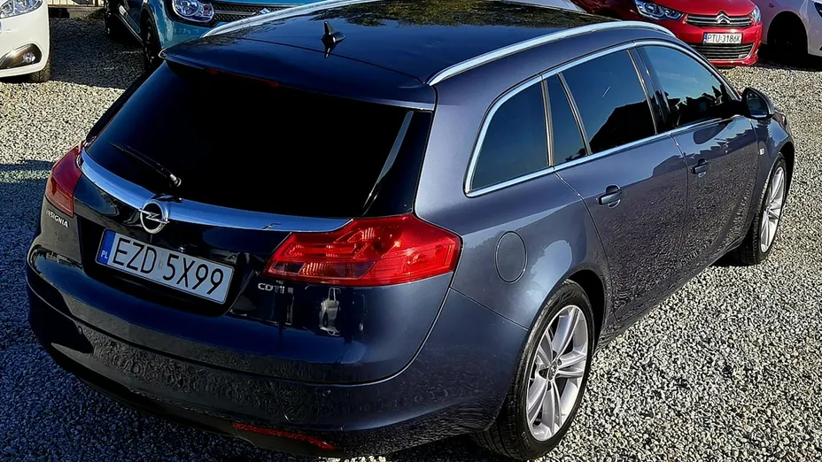 OPEL Insignia -