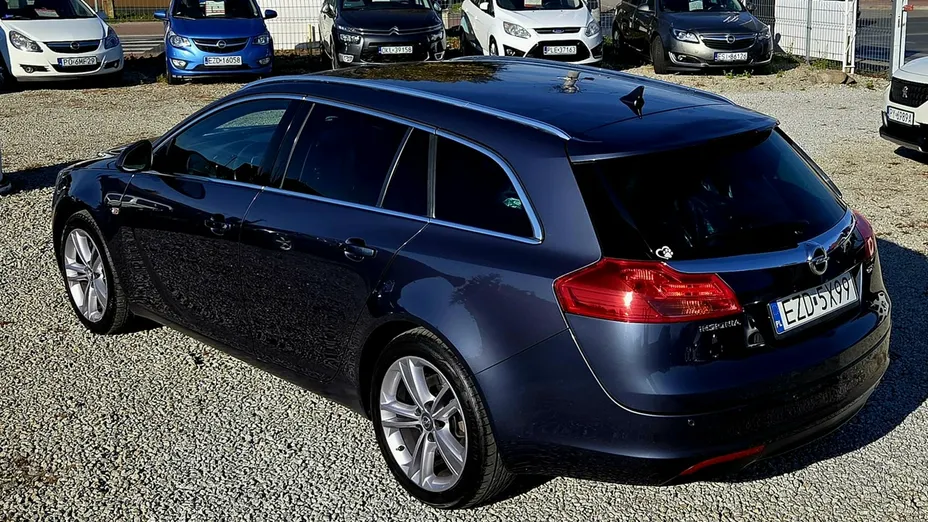 OPEL Insignia -