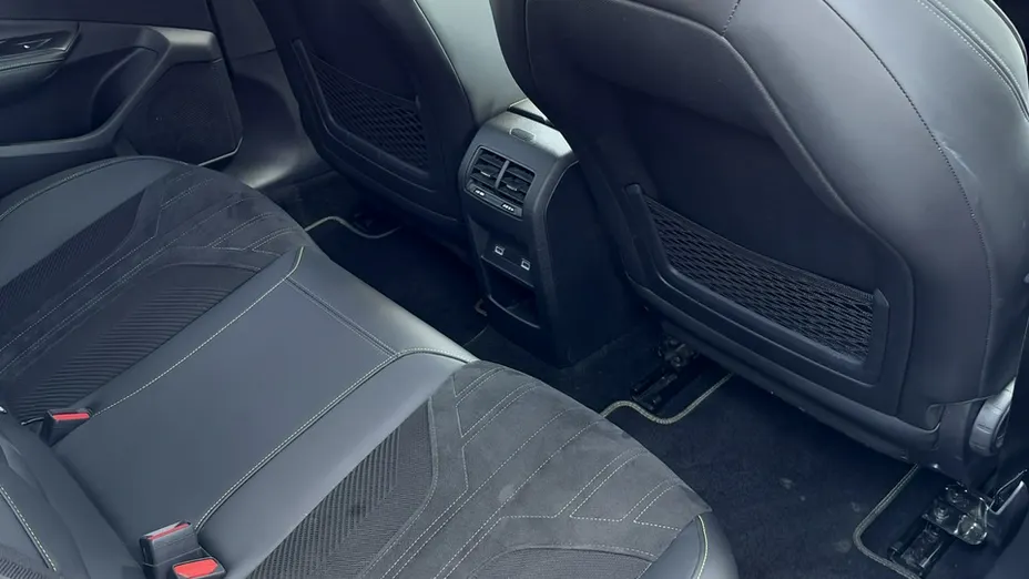 PEUGEOT 308 -