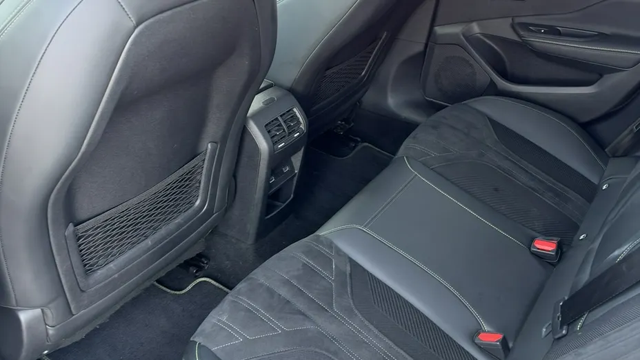 PEUGEOT 308 -