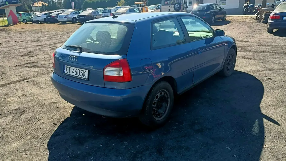 AUDI A3 -