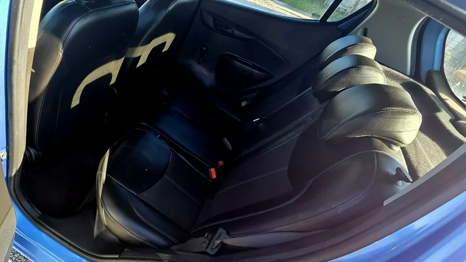 OPEL Corsa -