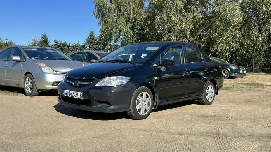 HONDA City -