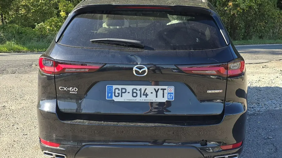 MAZDA CX-60 -