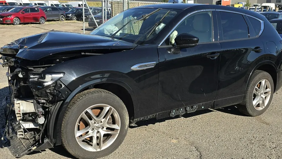 MAZDA CX-60 -