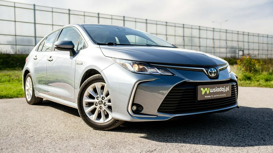TOYOTA Corolla -