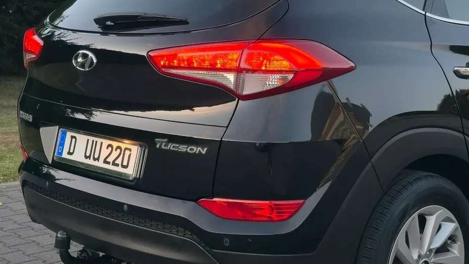 HYUNDAI Tucson -