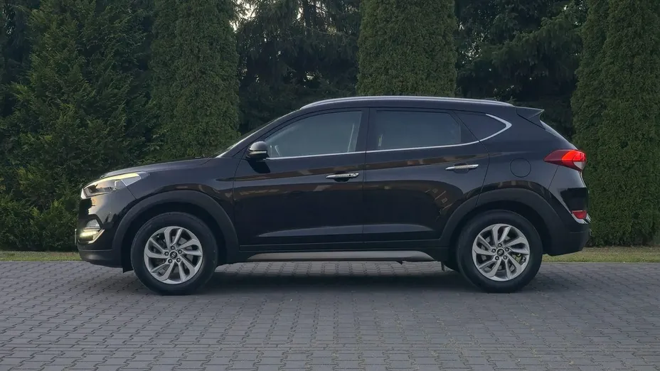 HYUNDAI Tucson -