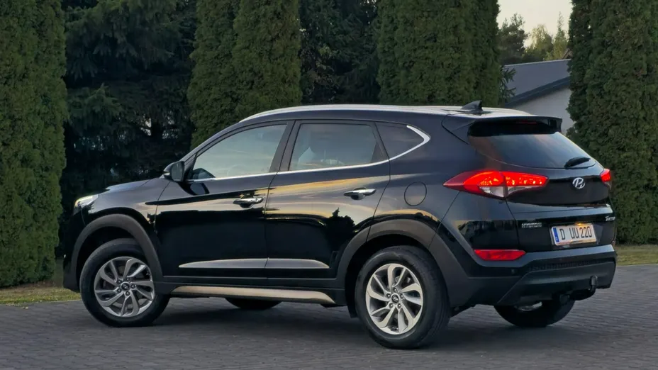 HYUNDAI Tucson -