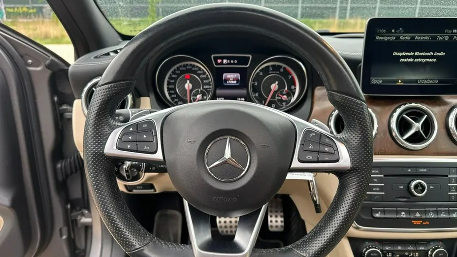 MERCEDES-BENZ GLA -