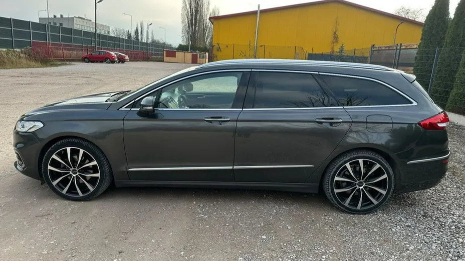 FORD Mondeo -