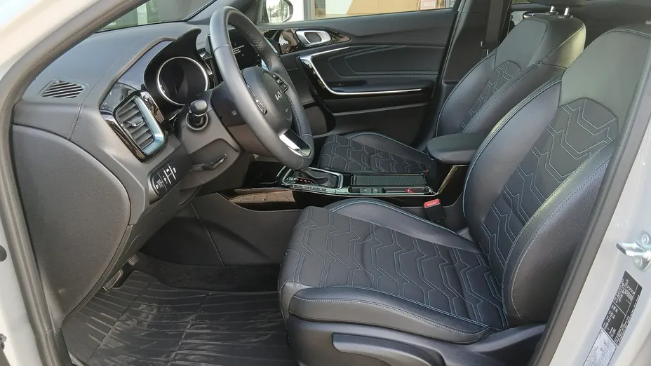 KIA XCeed -