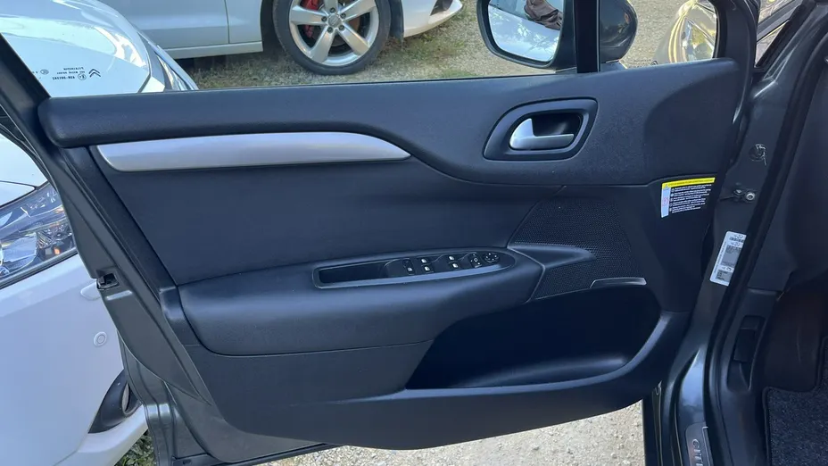 CITROEN C4 -