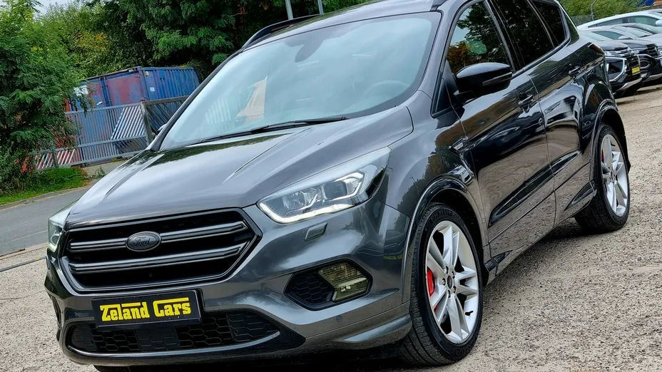 FORD Kuga -
