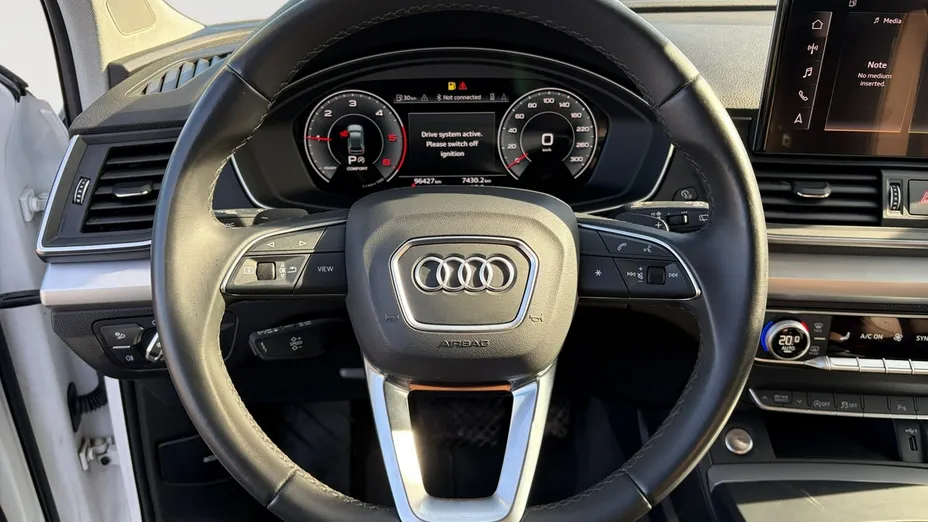 AUDI Q5 -