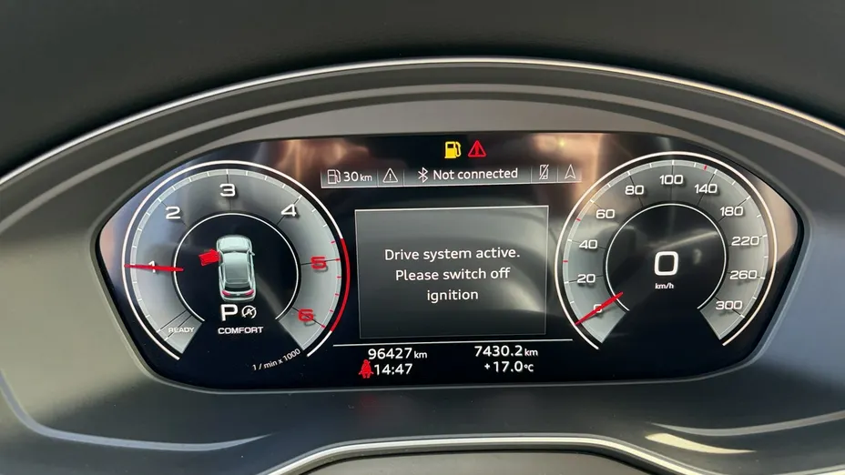 AUDI Q5 -