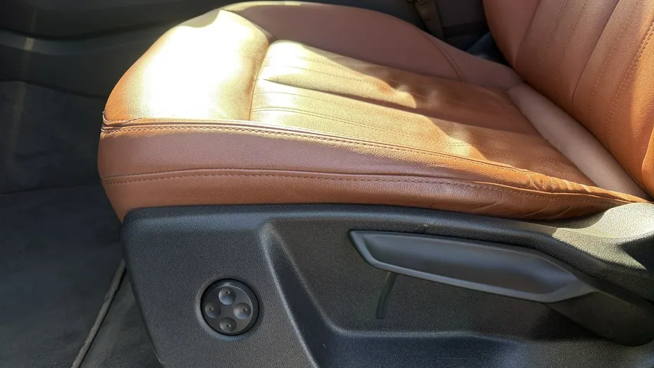 AUDI Q5 -