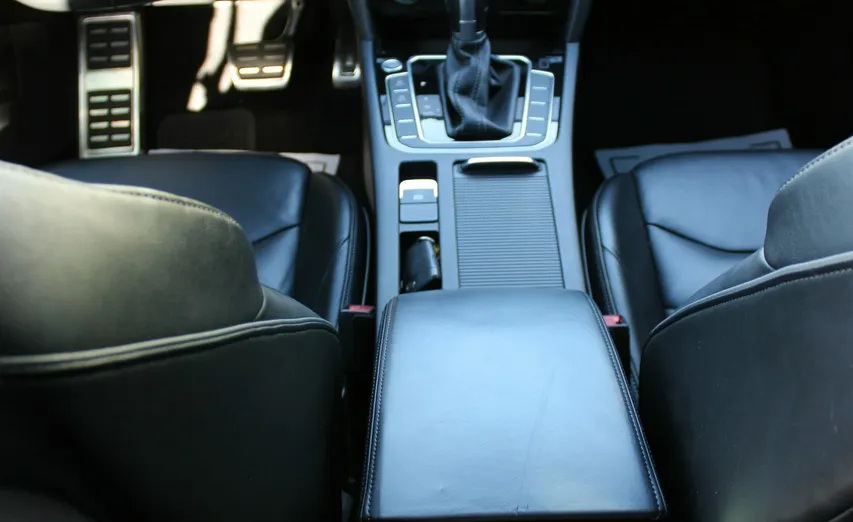 VOLKSWAGEN Arteon -