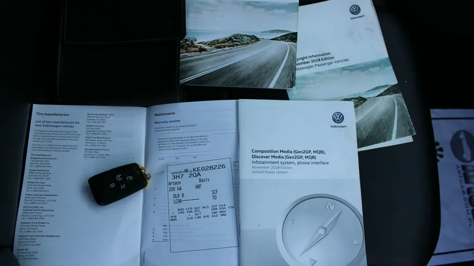 VOLKSWAGEN Arteon -