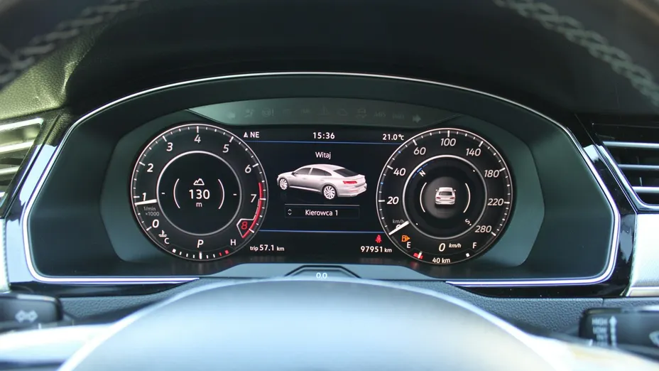 VOLKSWAGEN Arteon -
