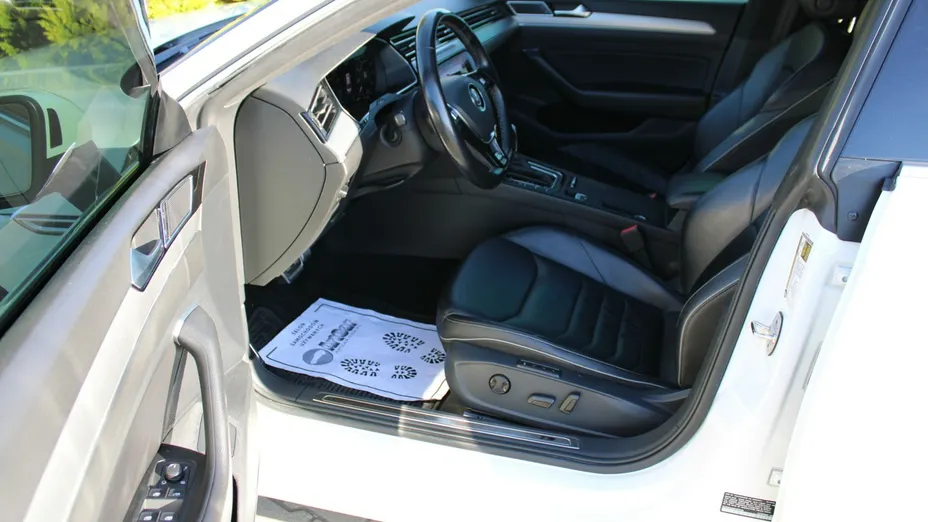 VOLKSWAGEN Arteon -