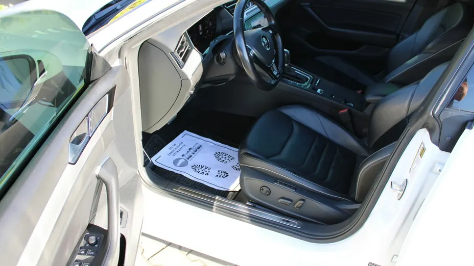 VOLKSWAGEN Arteon -