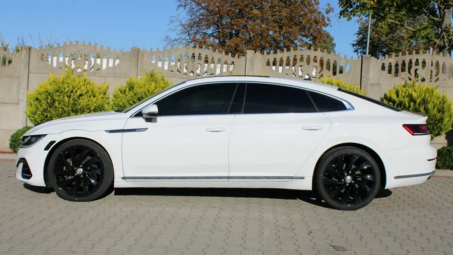 VOLKSWAGEN Arteon -