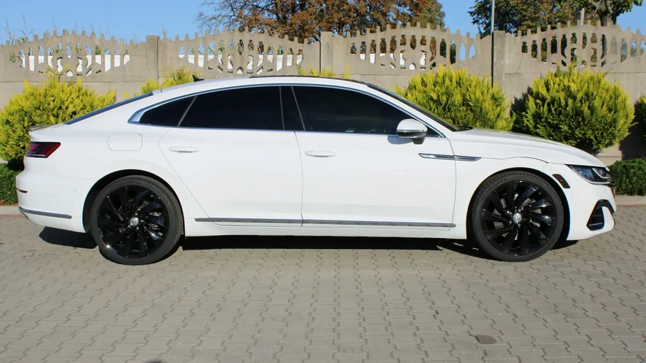 VOLKSWAGEN Arteon -