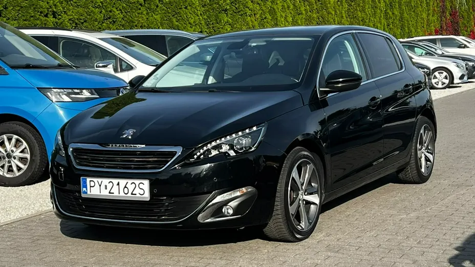 PEUGEOT 308 -