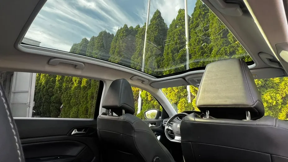 PEUGEOT 308 -