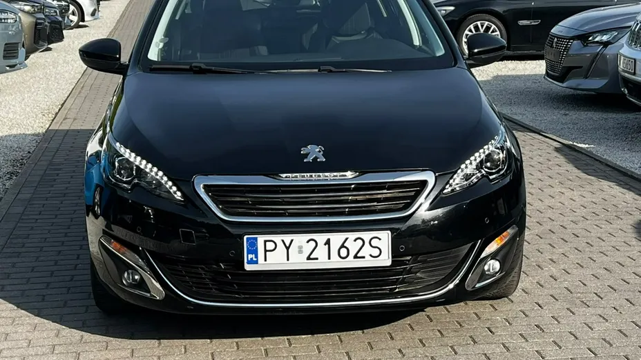 PEUGEOT 308 -