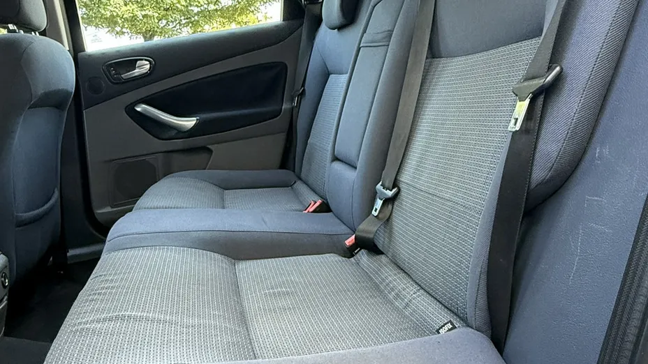 FORD Mondeo -
