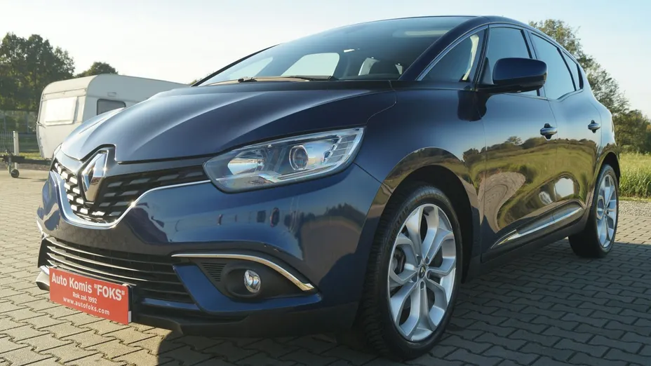 RENAULT Scenic -