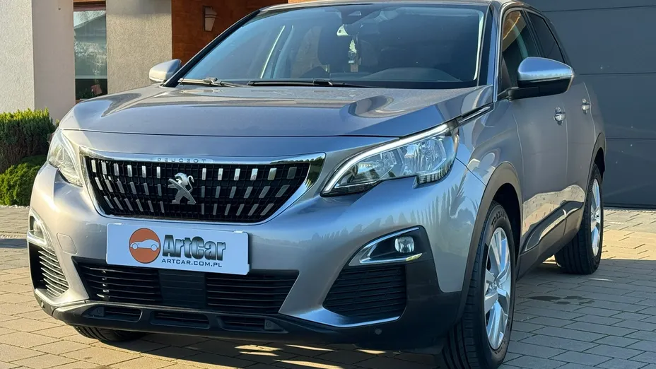 PEUGEOT 3008 -