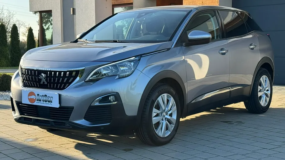 PEUGEOT 3008 -